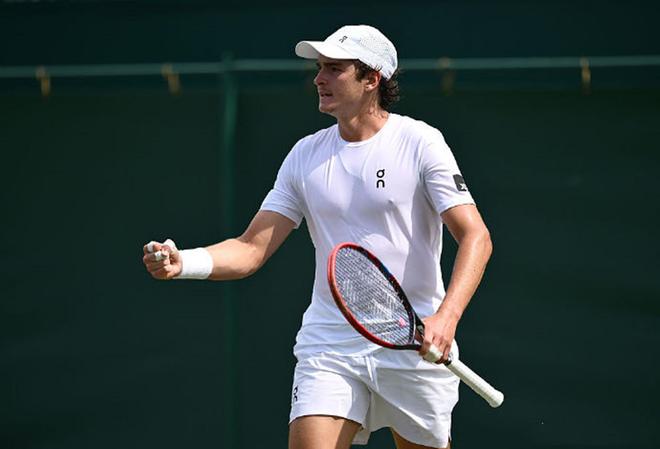 发起双持球 发起双持球