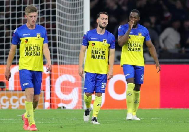 让娱乐与电 让娱乐与电