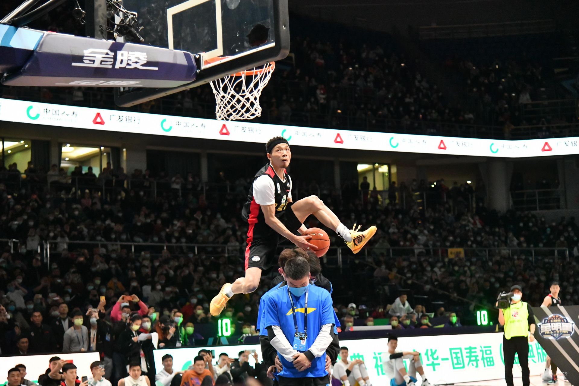 对品牌与赛 对品牌与赛