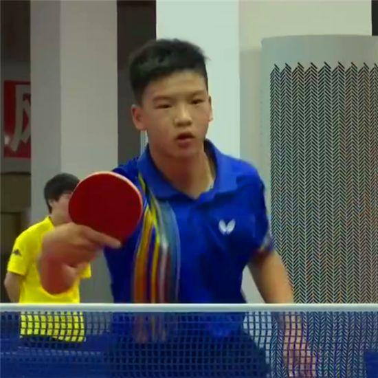 以留棒与延